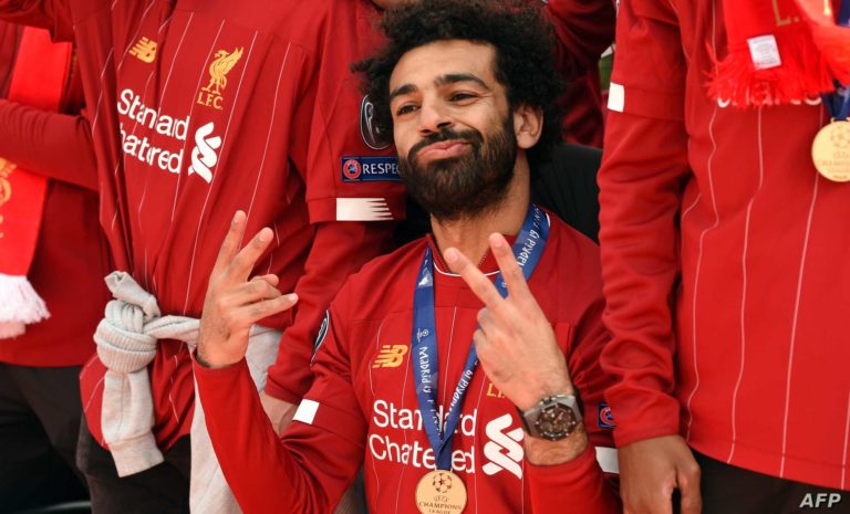 FBL-EUR-C1-ENG-LIVERPOOL-TROPHY-PARADE