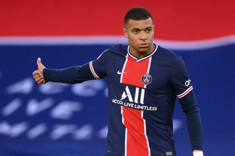 FBL-FRA-LIGUE1-PSG-REIMS