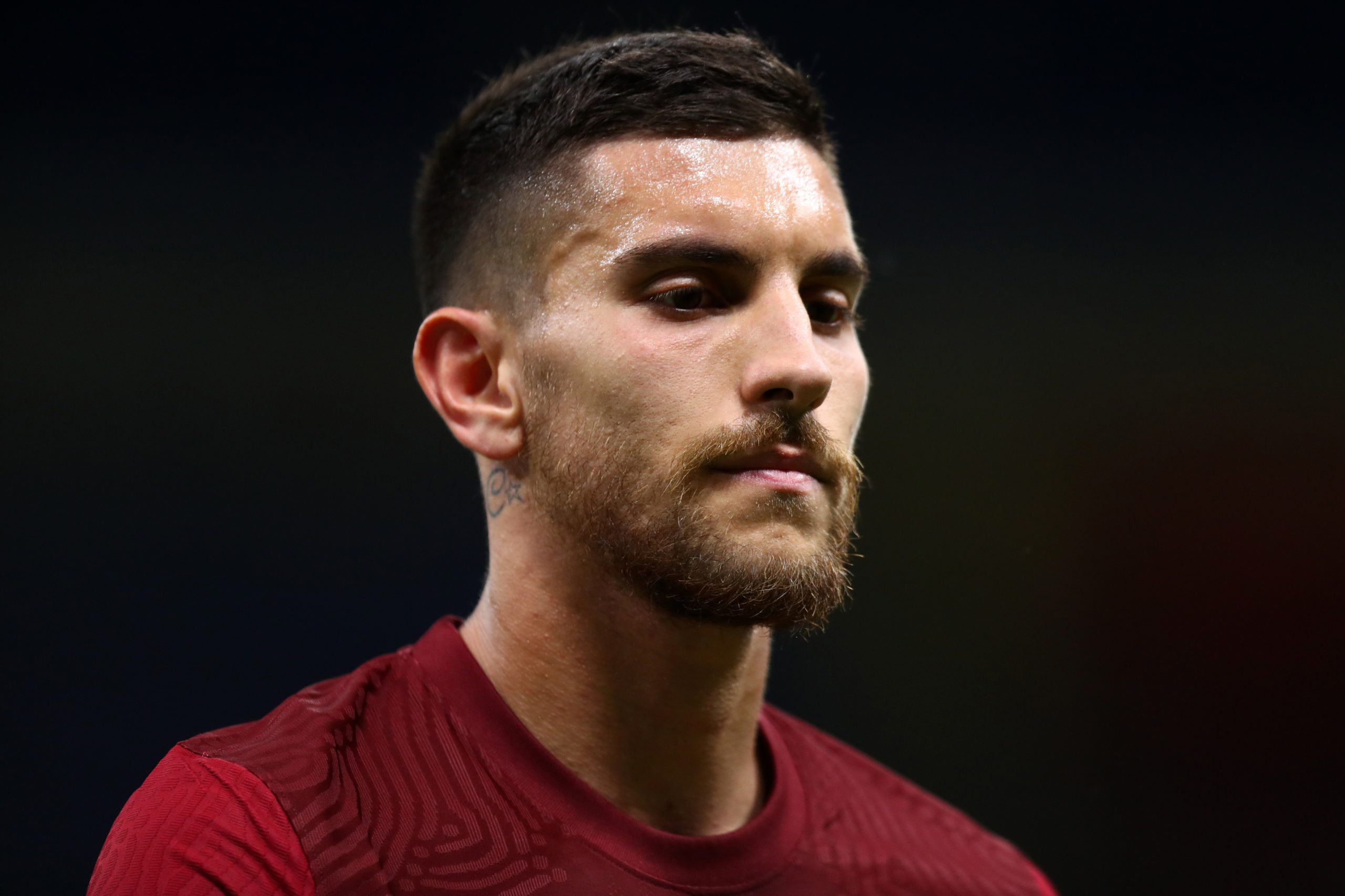 STADIO GIUSEPPE MEAZZA, MILANO, ITALY - 2021/05/12: Lorenzo Pellegrini of As Roma looks on during the Serie A match between Fc Internazionale and As Roma. Fc internazionale wins 3-1 over As Roma.