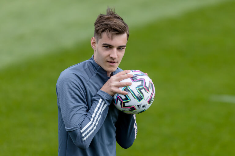 SEEFELD IN TIROL, AUSTRIA - MAY 29: (BILD ZEITUNG OUT) Florian Neuhaus of Germany looks on during Day 2 of the Germany Seefeld Training Camp on May 29, 2021 in Seefeld in Tirol, Austria. (Photo by Roland Krivec/DeFodi Images via Getty Images)