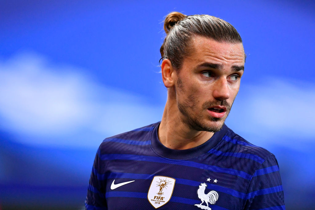 PARIS, FRANCE - NOVEMBER 11: Antoine Griezmann of France looks on during the international friendly match between France and Finland at Stade de France on November 11, 2020 in Paris, France. (Photo by Aurelien Meunier/Getty Images)