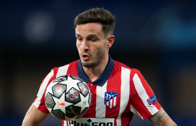 LONDON, ENGLAND - MARCH 17: Saúl Ñíguez of Atletico Madrid during the UEFA Champions League Round of 16 match between Chelsea FC and Atletico Madrid at Stamford Bridge on March 17, 2021 in London, England. Sporting stadiums around the UK remain under strict restrictions due to the Coronavirus Pandemic as Government social distancing laws prohibit fans inside venues resulting in games being played behind closed doors. (Photo by Visionhaus/Getty Images)