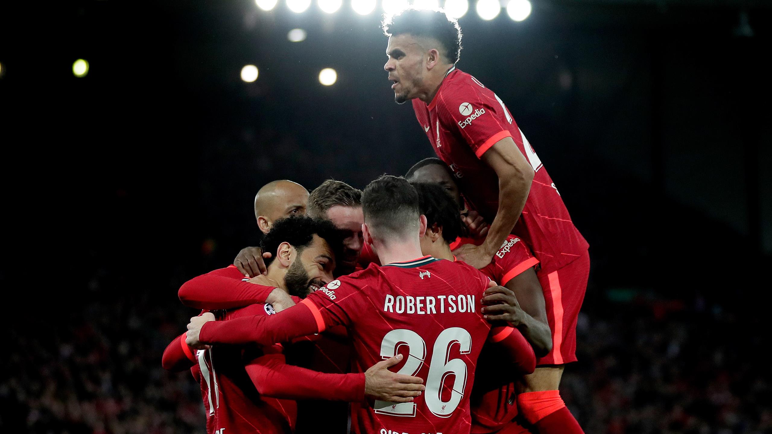 Liverpool celebration Luis Diaz, Andy Robertson, Mohamed Salah