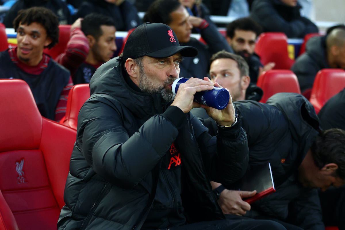 LIVERPOOL, ENGLAND - APRIL 13: Liverpool Manager, Jurgen Klopp hydrates ahead of the UEFA Champions League Quarter Final Leg Two match between Liverpool FC and SL Benfica at Anfield on April 13, 2022 in Liverpool, England. (Photo by Clive Brunskill/Getty Images)