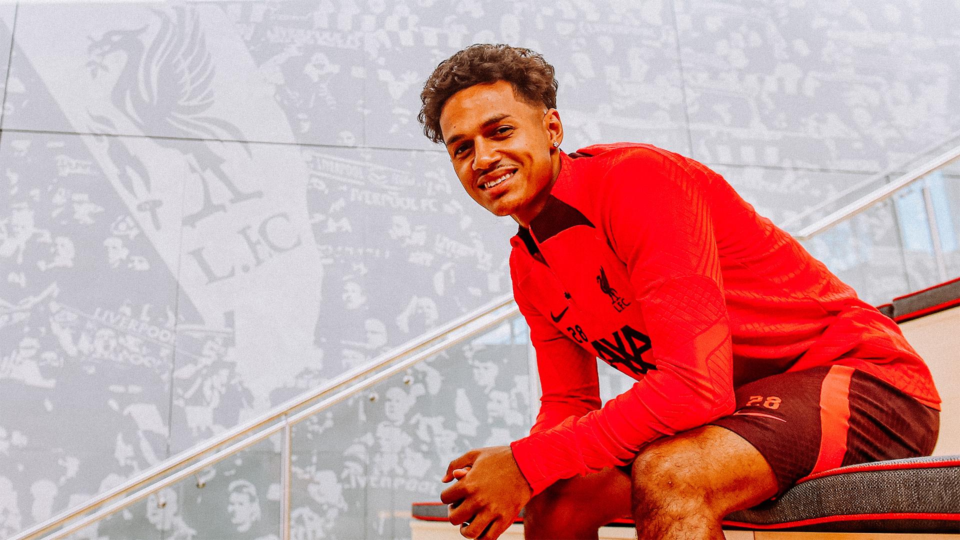 Harvey Elliott believes new Liverpool signing Fabio Carvalho is "a true superstar