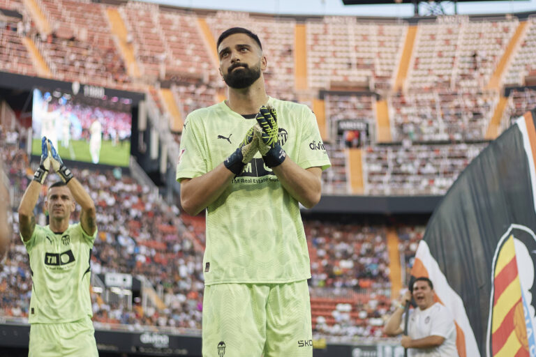 Orange Trophy Final, Friendly Match, Valencia CF and Eintracht Frankfurt VALENCIA, SPAIN - AUGUST 10: Giorgi Mamardashvi