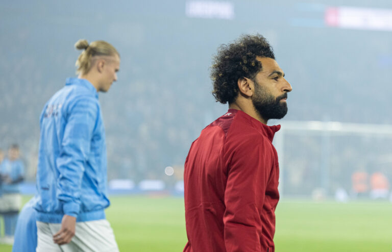 Football - Football League Cup - 4th Round - Manchester City FC v Liverpool FC MANCHESTER, ENGLAND - Thursday, December