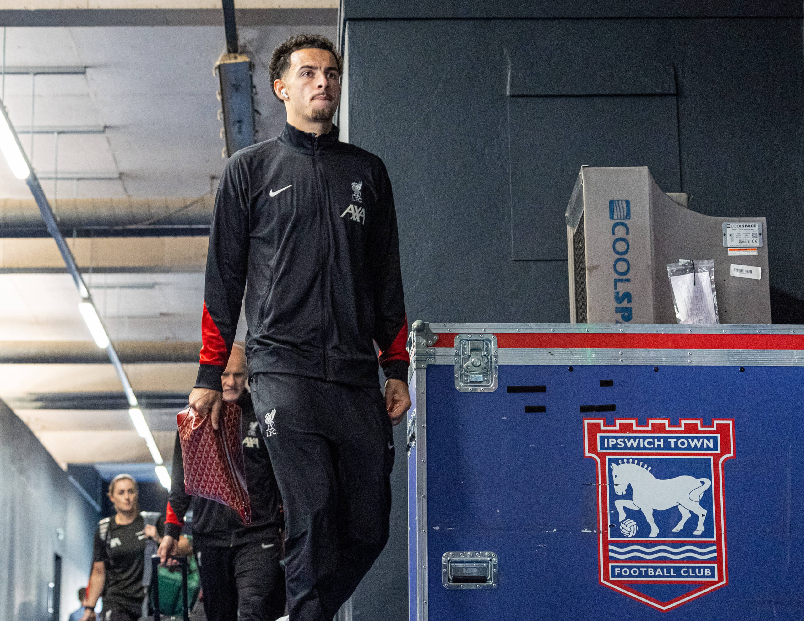 Football - FA Premier League - Ipswich Town FC v Liverpool FC IPSWICH, ENGLAND - Saturday, August 17, 2024: Liverpool s