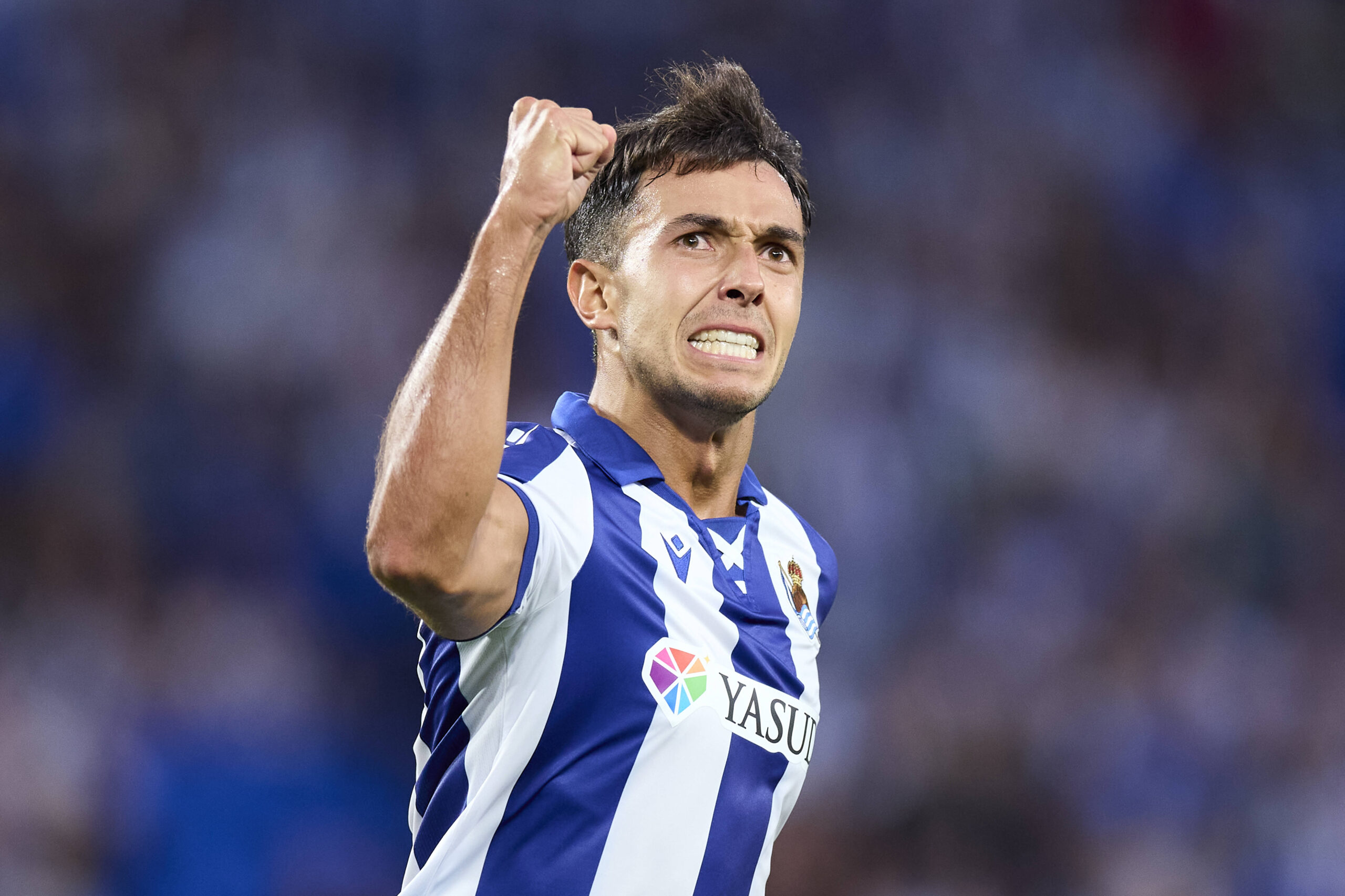 Real Sociedad v Rayo Vallecano - LaLiga EA Sports Martin Zubimendi of Real Sociedad celebrates after scoring the team s