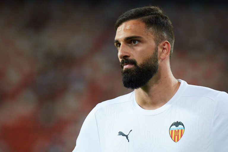 LaLiga EA Sports, Valencia CF v Villarreal CF VALENCIA, SPAIN - AUGUST 31: Giorgi Mamardashvili Goalkeeper of Valencia C