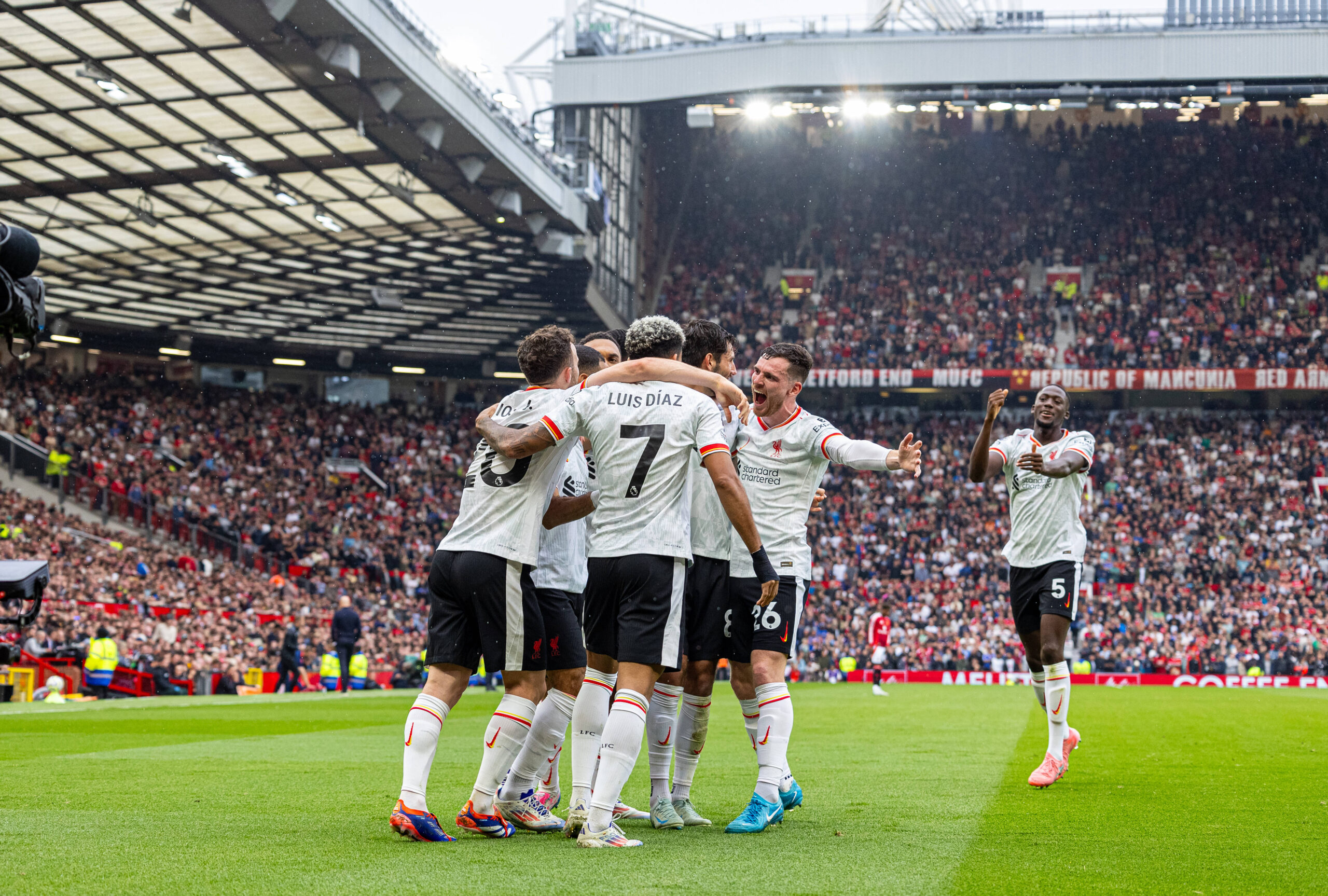 Football - FA Premier League - Manchester United, ManU FC v Liverpool FC MANCHESTER, ENGLAND - Sunday, September 1, 2024
