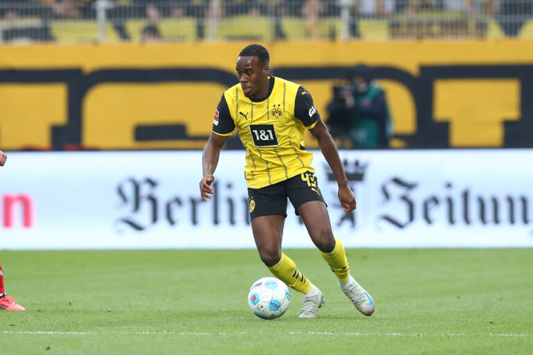 05.10.2024, xtgx, Fussball 1. Bundesliga, 1. FC Union Berlin - Borussia Dortmund emspor, v.l. Jamie Gittens (Dortmund, 4