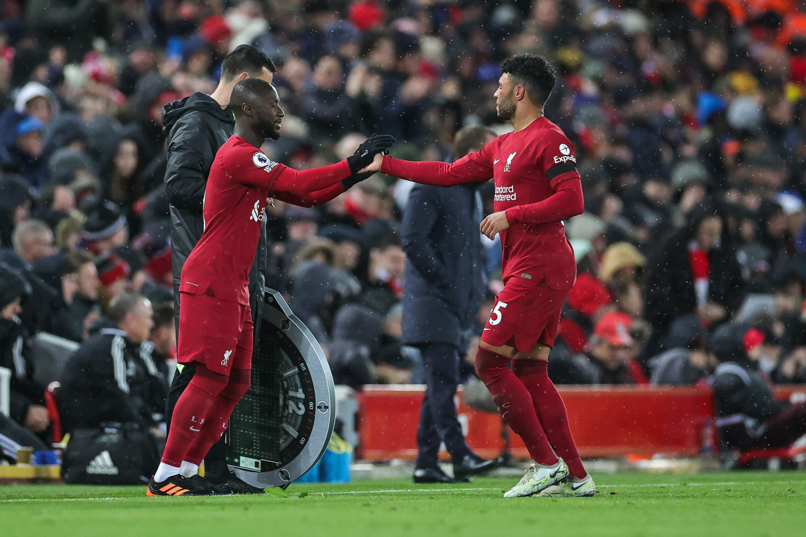 Alex Oxlade-Chamberlain compares Liverpool and Arsenal