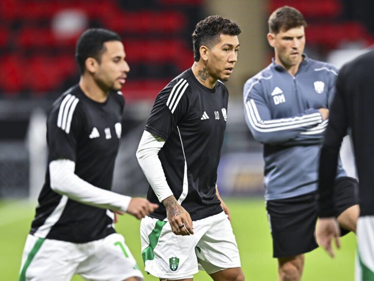 AFC CHAMPIONS LEAGUE ELITE, AL RAYYAN FC V AL-AHLI SFC Roberto Firmino (C) of Al Ahli SFC during the warm up before the