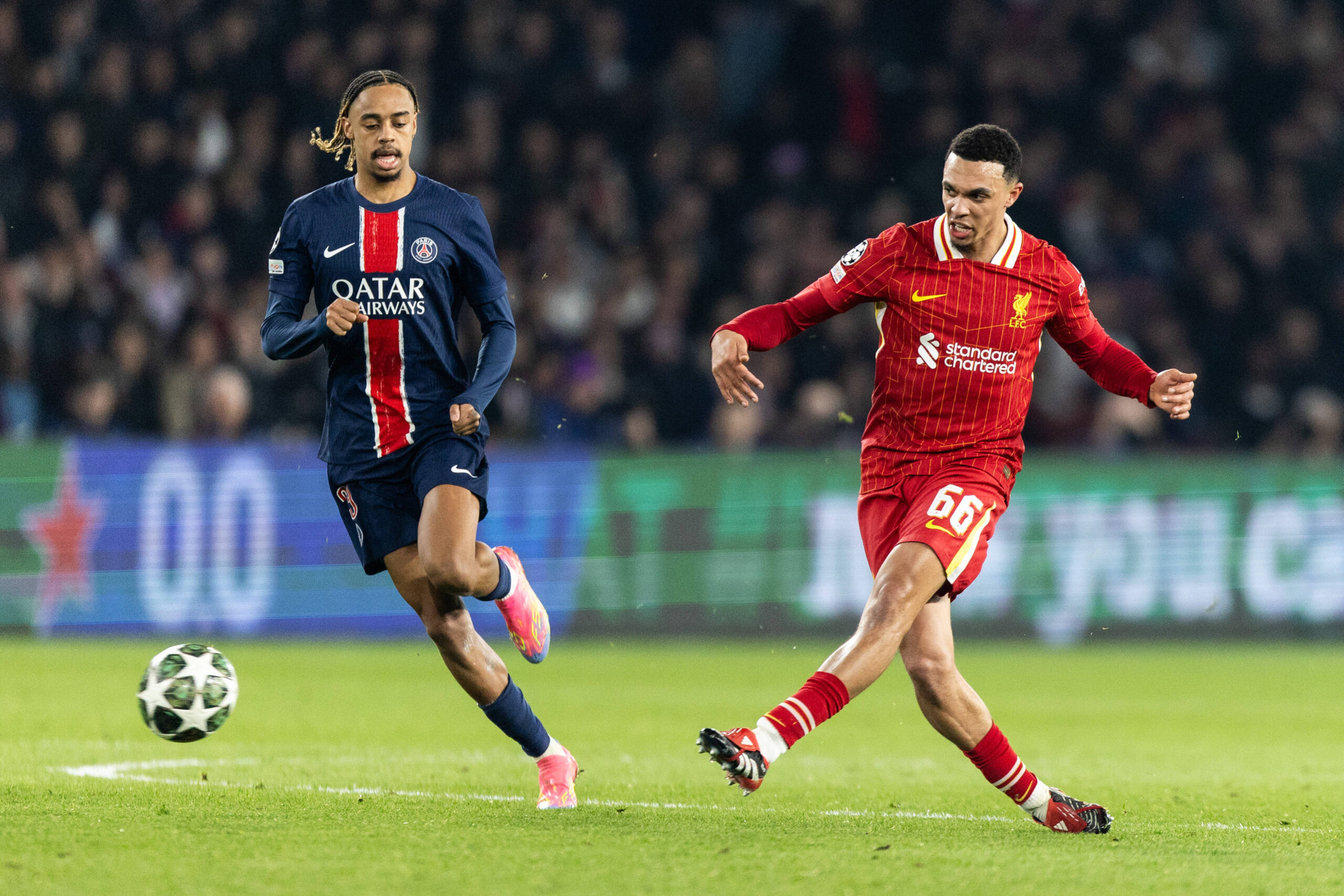 Paris Saint-Germain v Liverpool FC - UEFA Champions League 2024/25 Round of 16 First Leg