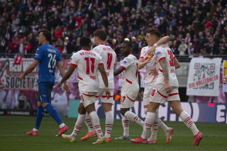 Leipzig, Fußball, DFL Bundesliga, RB Leipzig vs. TSG 1899 Hoffenheim , 05.04.2025