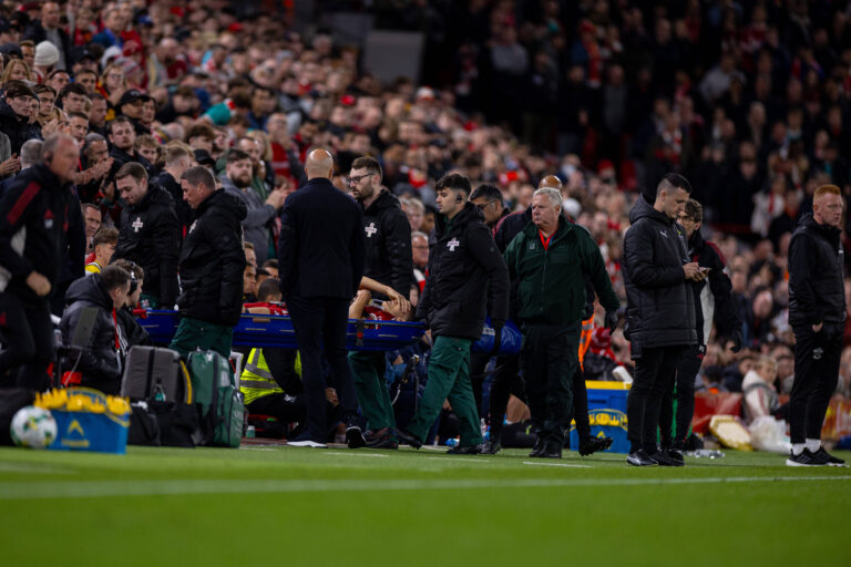 Giovanni Leoni debut ACL injury