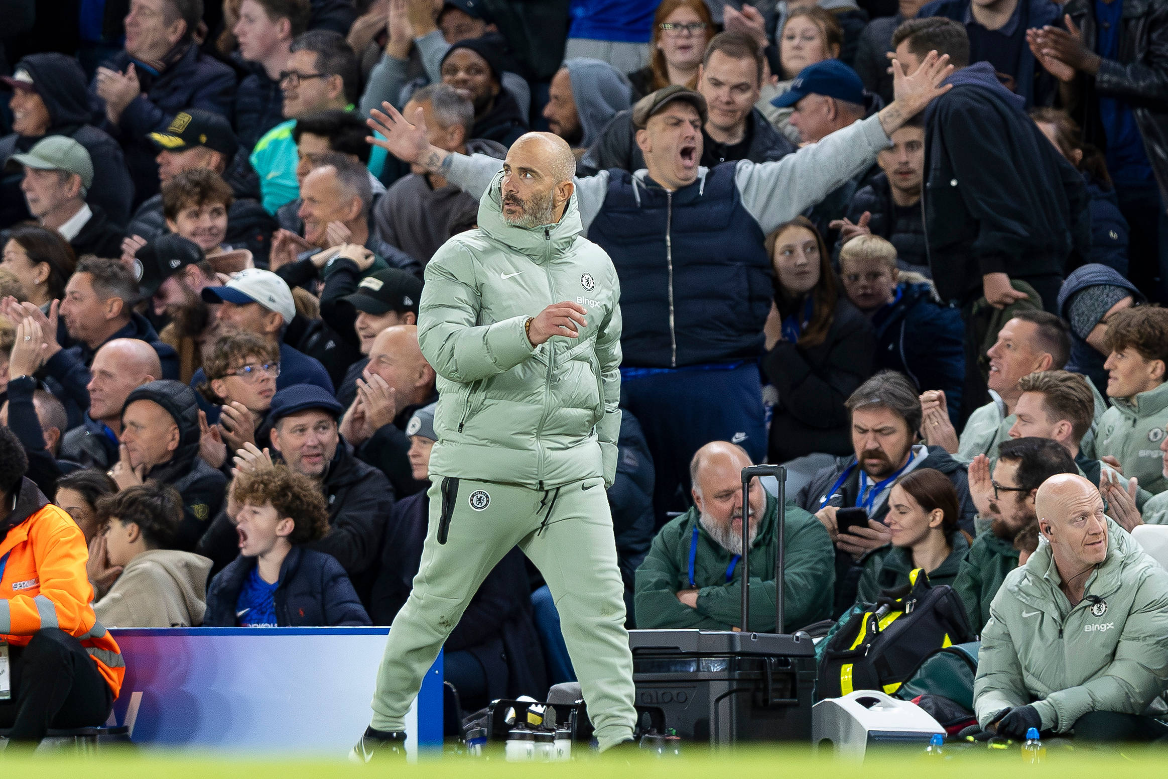 Chelsea boss Enzo Maresca